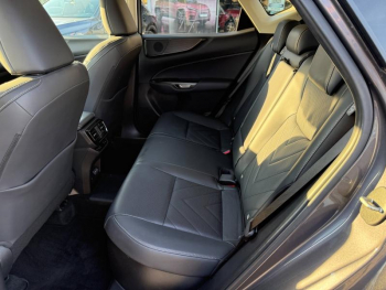 Photo 20 du bon plan LEXUS NX 450h+ Executive 4WD occasion à 53990 €