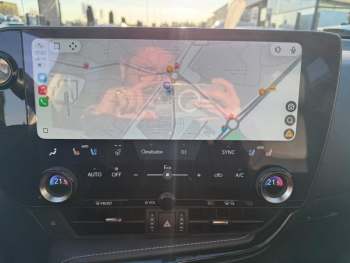 Photo 25 du bon plan LEXUS NX 450h+ Executive 4WD occasion à 53990 €