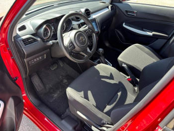 Photo 2 du bon plan SUZUKI Swift 1.2 Dualjet Hybrid 83ch Privilège Auto occasion à 15490 €