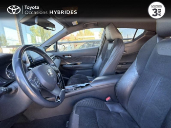 Photo 11 du bon plan TOYOTA C-HR 122h Collection 2WD E-CVT RC18 occasion à 19990 €