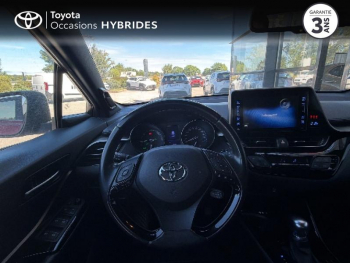 Photo 13 du bon plan TOYOTA C-HR 122h Collection 2WD E-CVT RC18 occasion à 19990 €