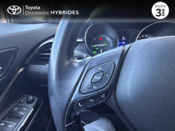 Photo 23 du bon plan TOYOTA C-HR 122h Collection 2WD E-CVT RC18 occasion à 19990 €