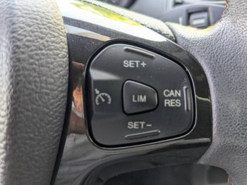 Photo 22 du bon plan FORD Ka+ Active 1.2 Ti-VCT 85ch S&S occasion à 9990 €