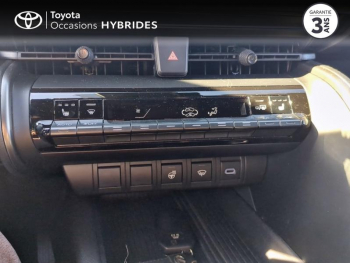 Photo 21 du bon plan TOYOTA C-HR 1.8 Hybride 140ch Design occasion à 29990 €