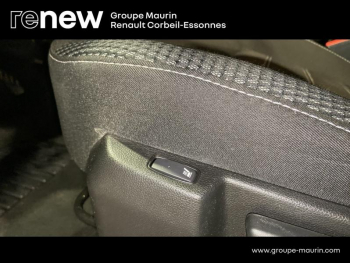 Photo 11 du bon plan DACIA Duster 1.3 TCe 130ch FAP Prestige 4x2 occasion à 14480 €