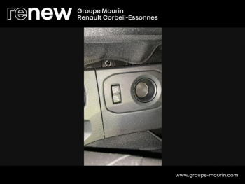 Photo 17 du bon plan DACIA Duster 1.3 TCe 130ch FAP Prestige 4x2 occasion à 14480 €