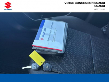 Photo 25 du bon plan SUZUKI Swift 1.2 Dualjet Hybrid 83ch Privilège occasion à 15990 €