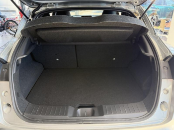 Photo 8 du bon plan NISSAN Juke 1.6 Hybrid 143ch N-Connecta 2023 occasion à 20790 €