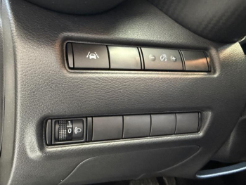 Photo 21 du bon plan NISSAN Juke 1.6 Hybrid 143ch N-Connecta 2023 occasion à 20790 €