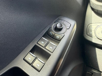 Photo 9 du bon plan FORD Puma 1.0 Flexifuel 125ch S&S mHEV Titanium occasion à 16990 €