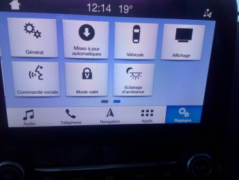 Photo 11 du bon plan FORD EcoSport 1.0 EcoBoost 125ch Titanium Business BVA6 occasion à 12490 €