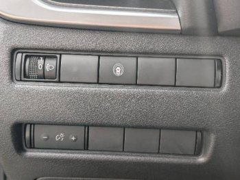 Photo 26 du bon plan NISSAN X-Trail e-Power 204ch N-Connecta occasion à 26490 €