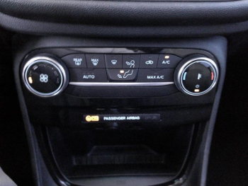 Photo 12 du bon plan FORD Puma 1.0 Flexifuel 125ch S&S mHEV Titanium occasion à 15901 €