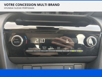 Photo 21 du bon plan TOYOTA Yaris Cross 116h Design MY22 occasion à 23900 €