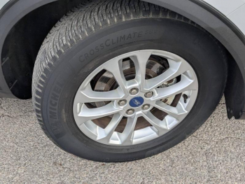 Photo 5 du bon plan FORD Kuga 2.5 Duratec 190ch FHEV E85 Titanium BVA occasion à 23490 €