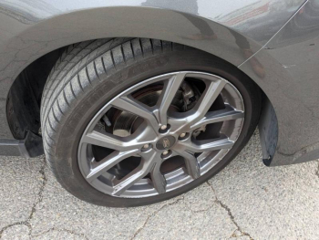 Photo 5 du bon plan FORD Fiesta 1.0 Flexifuel 95ch ST-Line 5p occasion à 15990 €