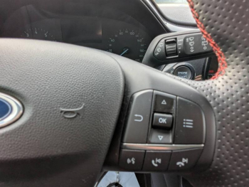 Photo 17 du bon plan FORD Fiesta 1.0 Flexifuel 95ch ST-Line 5p occasion à 15990 €