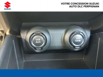 Photo 23 du bon plan SUZUKI Swift 1.2 Dualjet Hybrid 83ch Pack occasion à 16990 €