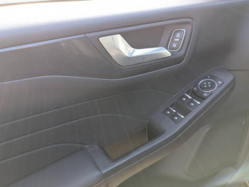 Photo 14 du bon plan FORD Kuga 2.5 Duratec 190ch FHEV E85 ST-Line X BVA occasion à 25990 €