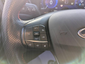 Photo 19 du bon plan FORD Kuga 2.5 Duratec 190ch FHEV E85 ST-Line X BVA occasion à 25990 €