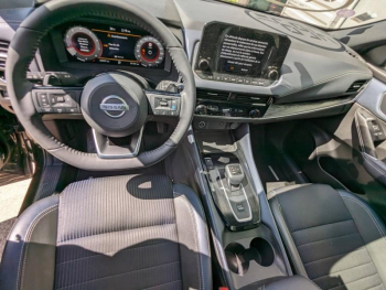 Photo 15 du bon plan NISSAN Qashqai 1.3 Mild Hybrid 158ch Tekna Xtronic occasion à 21900 €