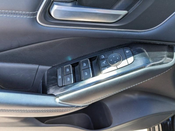 Photo 30 du bon plan NISSAN Qashqai 1.3 Mild Hybrid 158ch Tekna Xtronic occasion à 21900 €