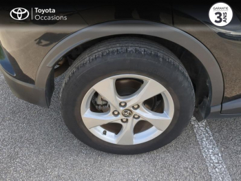 Photo 16 du bon plan TOYOTA C-HR 1.2 Turbo 116ch Dynamic Business 2WD occasion à 16490 €