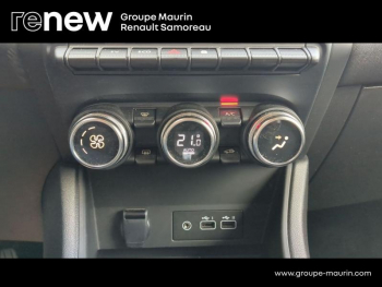 Photo 26 du bon plan RENAULT Captur 1.6 E-Tech hybride 145ch Evolution occasion à 17900 €