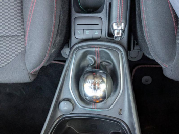 Photo 16 du bon plan FORD Puma 1.0 Flexifuel / Bioéthanol 125ch S&S mHEV ST-Line occasion à 17800 €