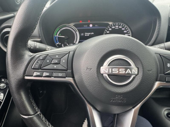 Photo 17 du bon plan NISSAN Juke 1.6 Hybrid 143ch Première Edition 2022.5 occasion à 21490 €