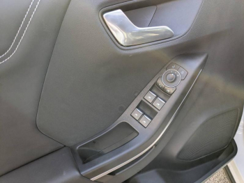 Photo 10 du bon plan FORD Puma 1.0 Flexifuel  125ch S&S mHEV Titanium X occasion à 18900 €