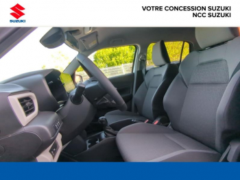 Photo 13 du bon plan SUZUKI Swift 1.2 Hybrid 83ch Privilège Auto occasion à 20480 €