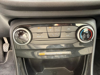 Photo 16 du bon plan FORD Puma 1.0 Flexifuel 125ch S&S mHEV Titanium occasion à 17400 €