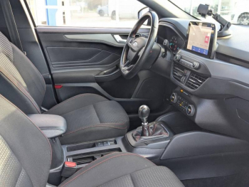 Photo 7 du bon plan FORD Focus 1.0 Flexifuel mHEV 125ch ST-Line Design occasion à 17689 €