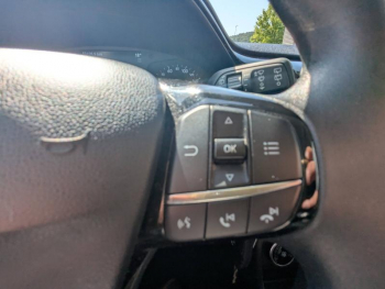 Photo 17 du bon plan FORD Fiesta 1.1 75ch Cool & Connect 5p occasion à 10959 €