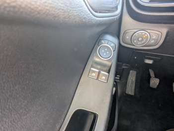Photo 18 du bon plan FORD Fiesta 1.1 75ch Cool & Connect 5p occasion à 10959 €