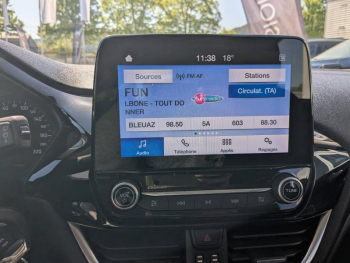 Photo 20 du bon plan FORD Fiesta 1.1 75ch Cool & Connect 5p occasion à 10959 €