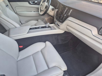 Photo 18 du bon plan VOLVO XC60 T6 AWD 253 + 87ch Inscription Luxe Geartronic occasion à 39800 €