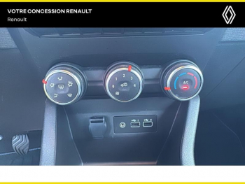 Photo 26 du bon plan RENAULT Clio 1.5 Blue dCi 100ch Evolution occasion à 15290 €