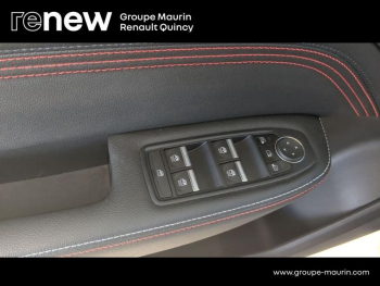 Photo 15 du bon plan RENAULT Arkana 1.6 E-Tech hybride 145ch RS Line Fast Track occasion à 22989 €