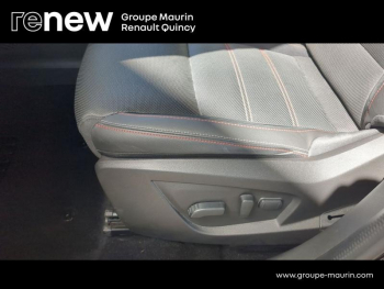 Photo 16 du bon plan RENAULT Arkana 1.6 E-Tech hybride 145ch RS Line Fast Track occasion à 22989 €