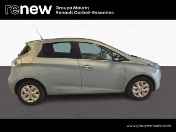 Photo 7 du bon plan RENAULT Zoe Life charge normale occasion à 4780 €