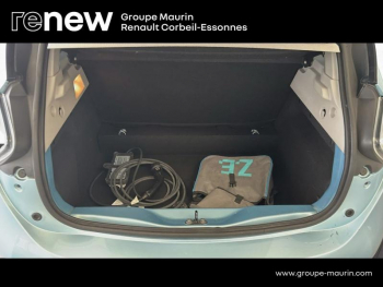 Photo 14 du bon plan RENAULT Zoe Life charge normale occasion à 4780 €