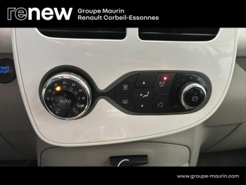 Photo 16 du bon plan RENAULT Zoe Life charge normale occasion à 4780 €