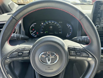 Photo 5 du bon plan TOYOTA Yaris Cross 116h GR Sport MY22 occasion à 23590 €