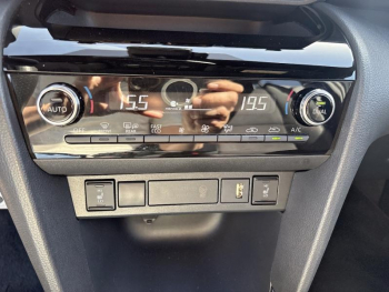 Photo 14 du bon plan TOYOTA Yaris Cross 116h GR Sport MY22 occasion à 23590 €