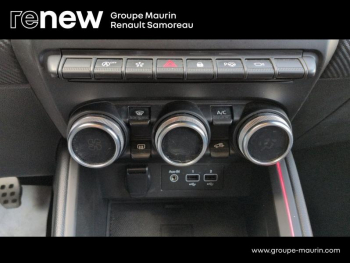 Photo 12 du bon plan RENAULT Clio 1.3 TCe 140ch RS Line -21 occasion à 15900 €