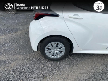 Photo 16 du bon plan TOYOTA Yaris 116h Dynamic 5p MC24 occasion à 19490 €