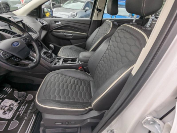 Photo 10 du bon plan FORD Kuga 2.0 TDCi 150ch Stop&Start Vignale 4x2 Euro6.2 occasion à 18970 €