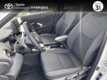 Photo 11 du bon plan TOYOTA Yaris Cross 116h Design MY22 occasion à 22490 €